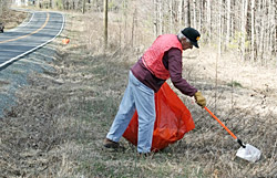 Volunteer does pickup